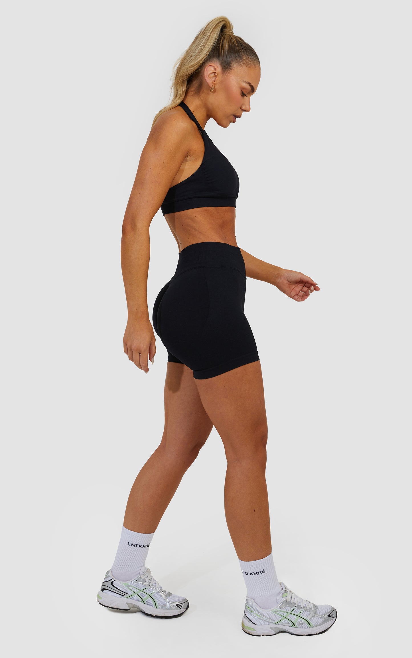 Elevate Halter Neck Bra - Black