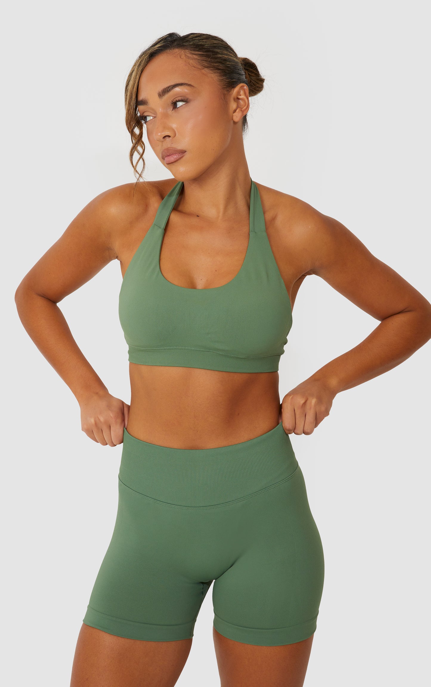 Elevate Scrunch Bum Shorts - Khaki