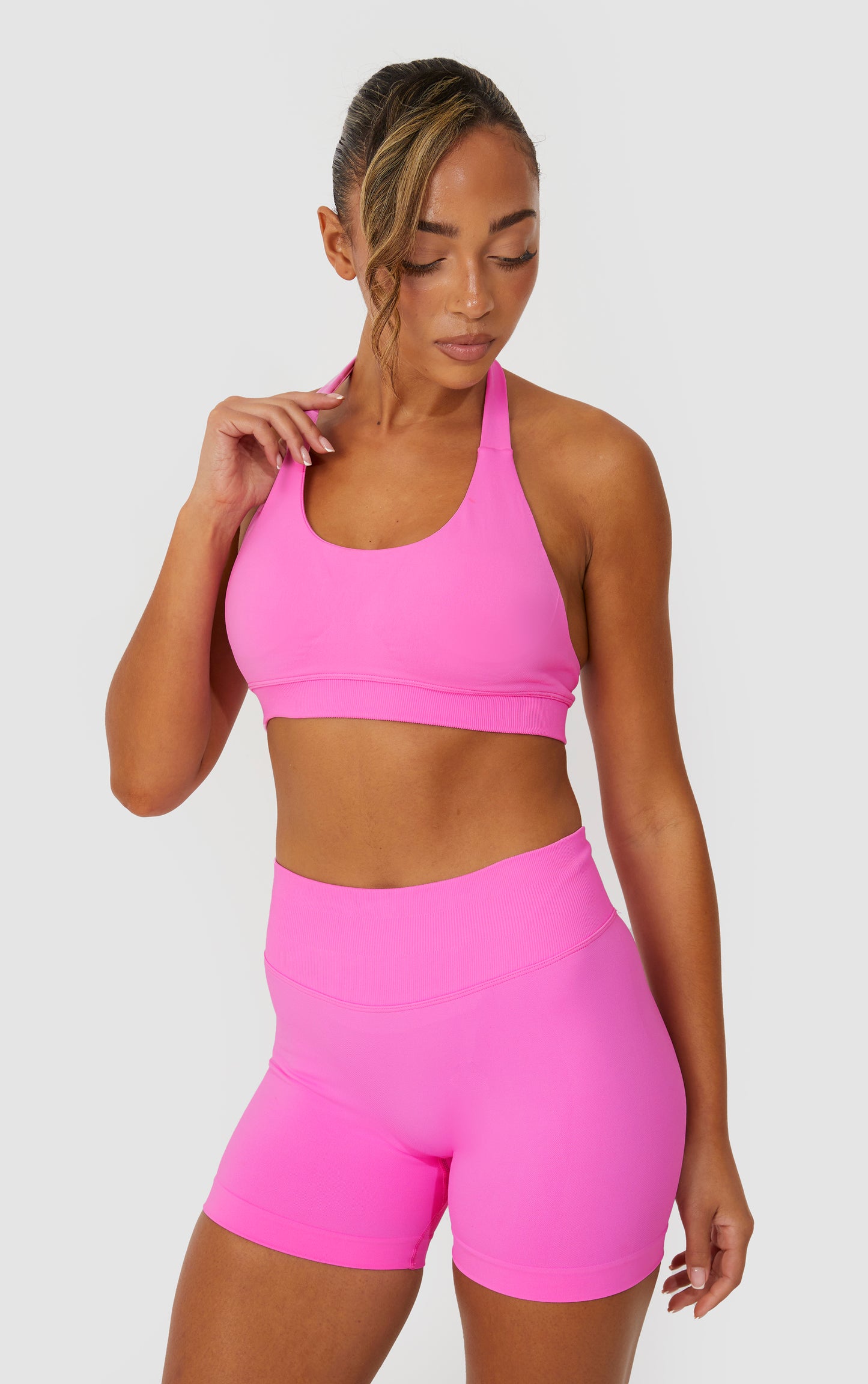 Elevate Halter Neck Bra - Pink