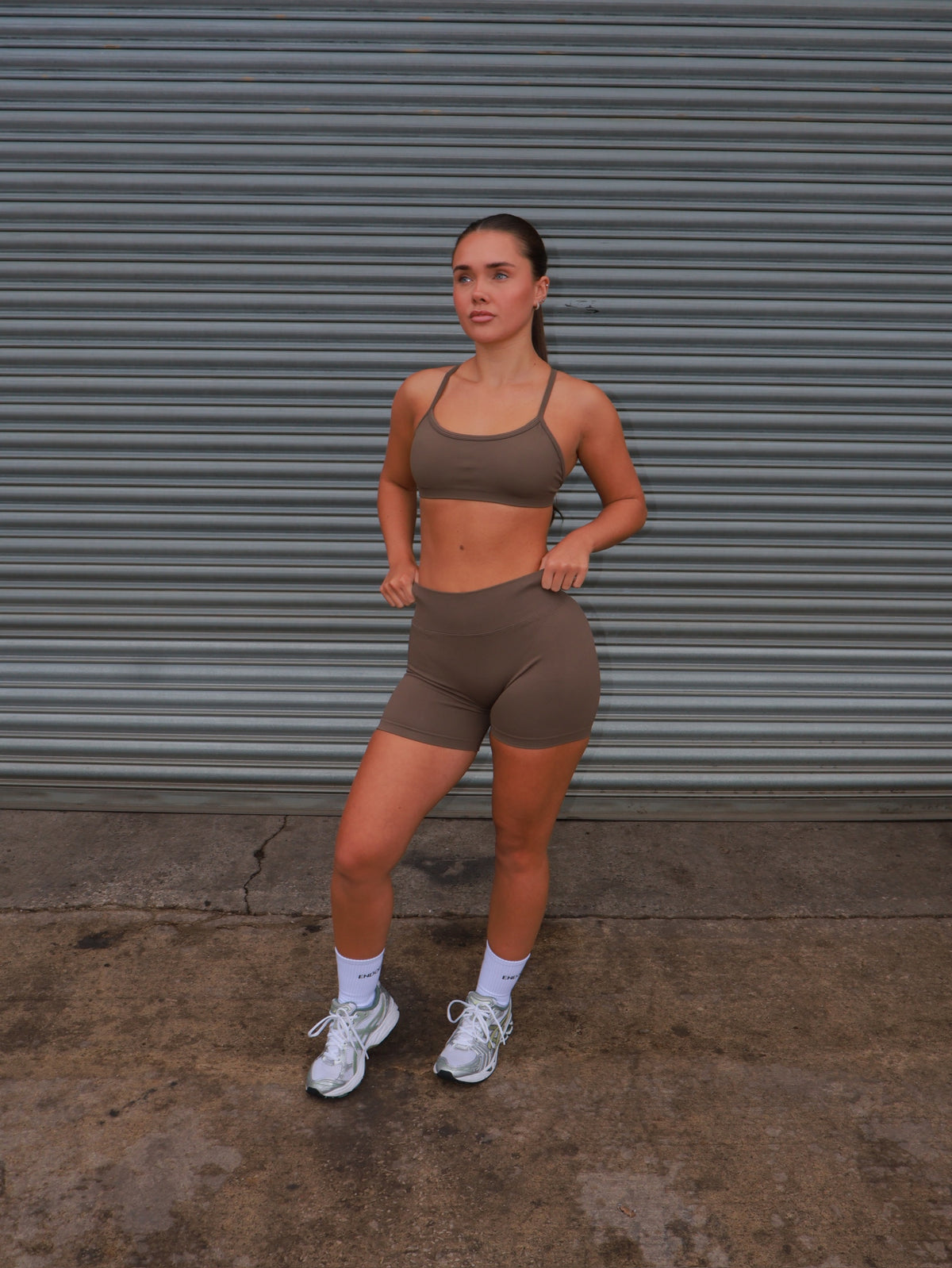Shape V Scrunch Detail Shorts set - Mocha