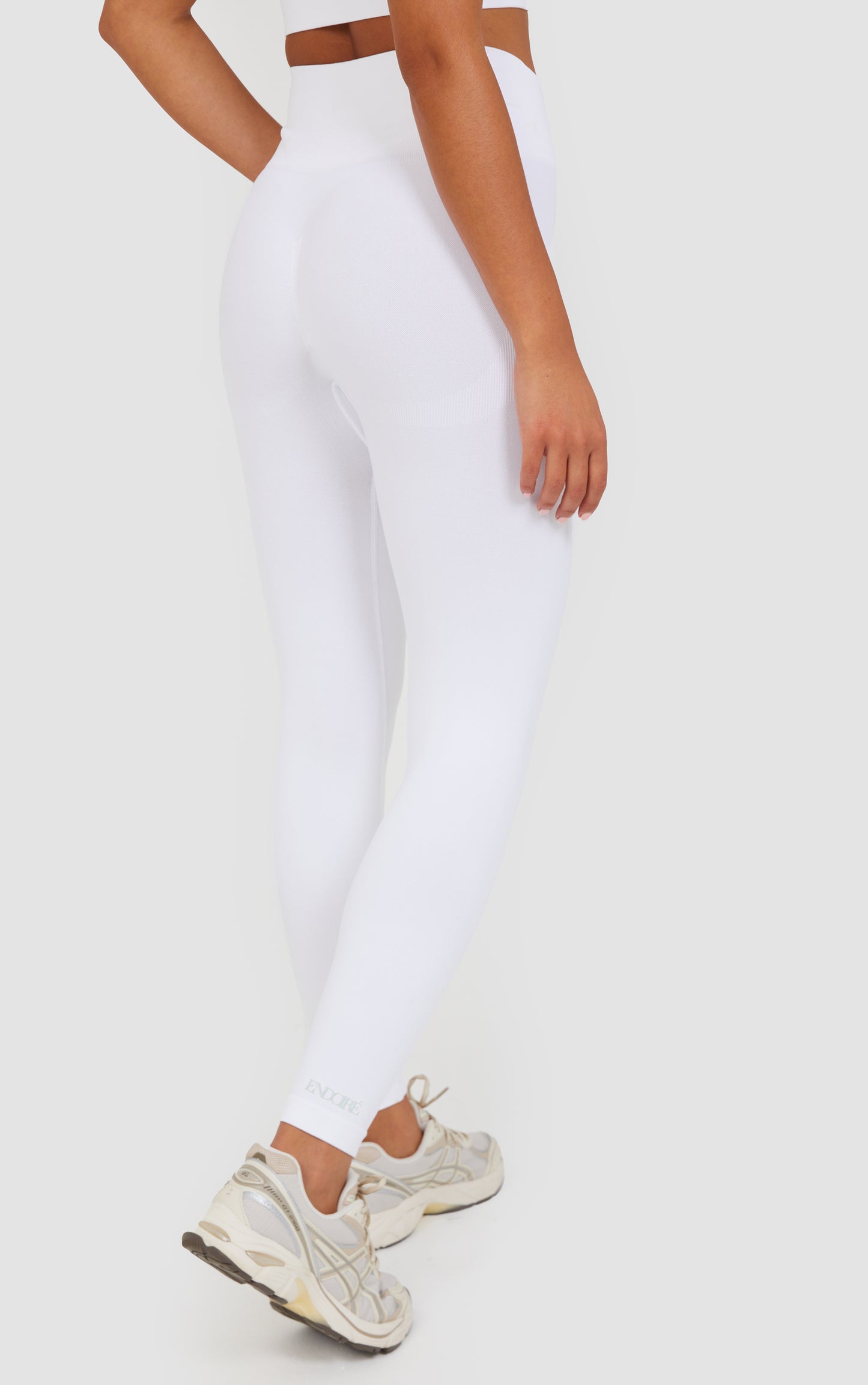 Soft Active Halter Neck Scrunch Leggings Set - White