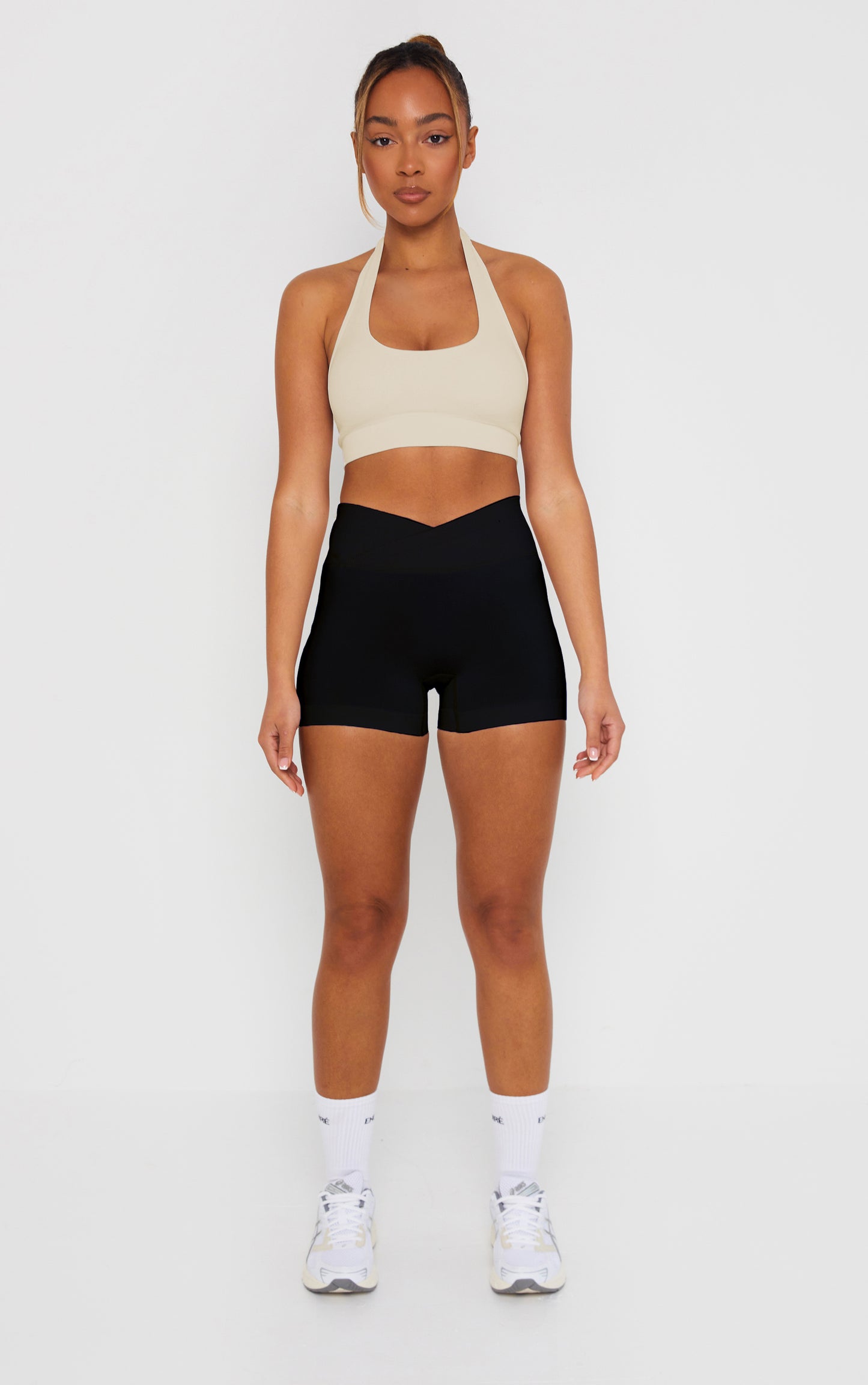 Statement Cross Waist Band Scrunch Shorts - Black